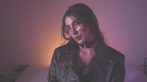 Miss Lynch   Next show  2911 online show from 14, 9, 2025