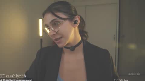 Miss Lynch   Next show  2911 online show from 21, 12, 2025