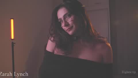 Miss Lynch   Next show  2911 online show from 31, 3, 2026