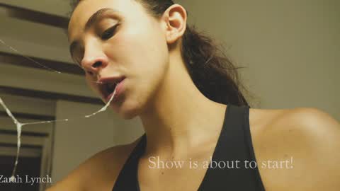 Snapshot of zarahlynch chatting on 6, 4, 2026 Miss Lynch Next show 2911 online show from 6, 4, 2026