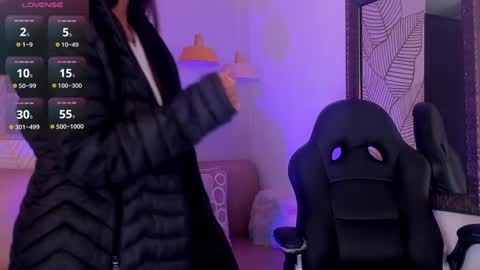 Snapshot of zaralim chatting on 7, 1, 2025 Zara Lim online show from 7, 1, 2025