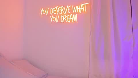 Snapshot of zaraparkers chatting on 16, 2, 2025 online show from 16, 2, 2025