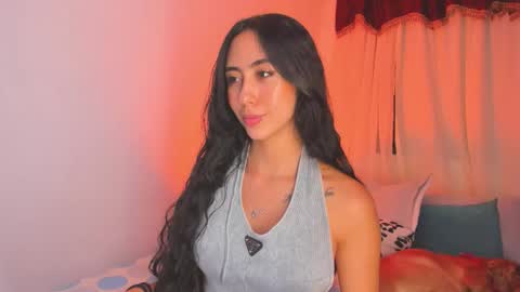 Snapshot of zaraparkers chatting on 24, 10, 2025 online show from 24, 10, 2025