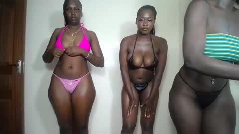 Snapshot of zaria_quesson chatting on 1, 3, 2026 Zaria online show from 1, 3, 2026