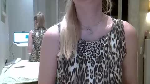 Zarina Swift online show from 9, 1, 2025