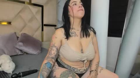 Zayra online show from 30, 4, 2026