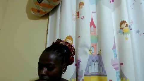 Snapshot of zeina_gen chatting on 5, 6, 2026 flabby online show from 5, 6, 2026