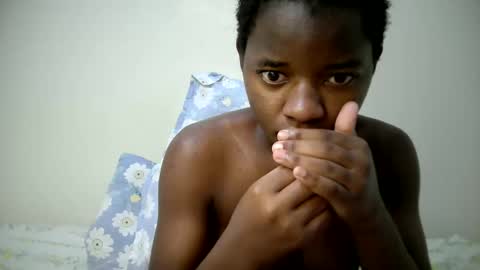 Snapshot of zellah chatting on 2, 3, 2026 zellah online show from 2, 3, 2026