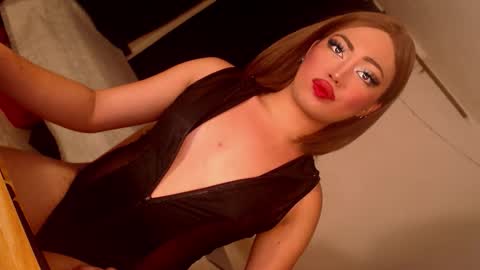 zemi_max online show from 27, 4, 2026