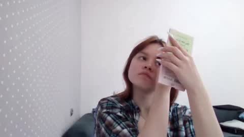 Snapshot of zenaidafairleigh chatting on 16, 3, 2026 Ammy online show from 16, 3, 2026