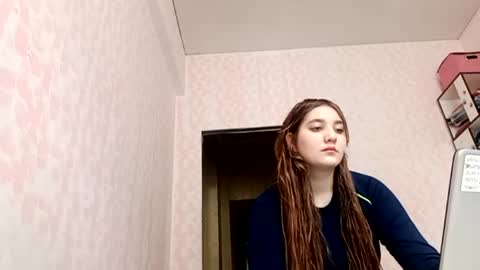 zeniabrossoit online show from 8, 3, 2026