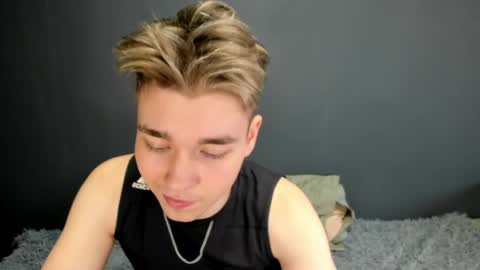 Snapshot of zeriixx chatting on 21, 4, 2026 Ethan online show from 21, 4, 2026