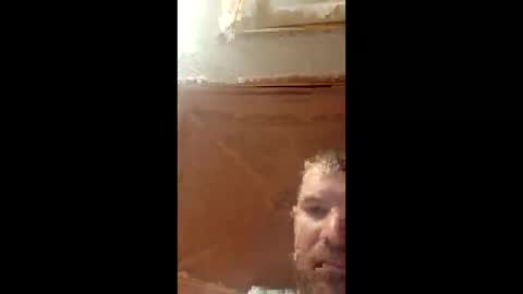 Snapshot of zesisnutz chatting on 19, 5, 2026 zesisnutz online show from 19, 5, 2026