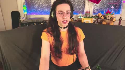 zesty_peach online show from 6, 3, 2026