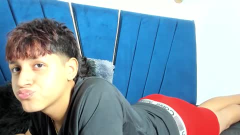 Snapshot of zeusapollofuck chatting on 26, 9, 2025 zeusapollofuck online show from 26, 9, 2025