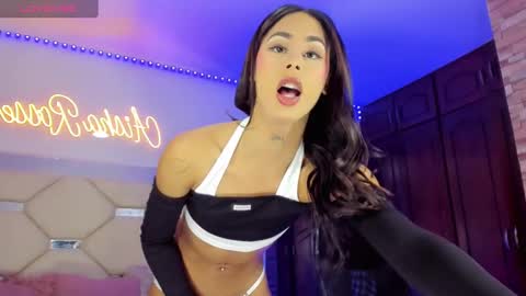 Aisha Alejandra Rosse Deus  online show from 21, 1, 2025