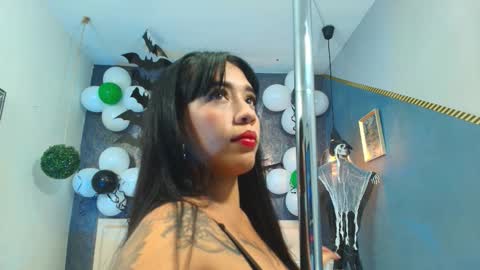 ZHAMIRA  ANDRES online show from 23, 10, 2025