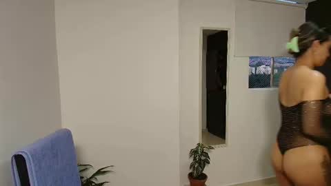 Snapshot of zhara_11 chatting on 23, 11, 2025 Zhara online show from 23, 11, 2025