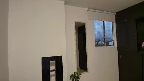 Snapshot of zhara_11 chatting on 4, 12, 2025 Zhara online show from 4, 12, 2025