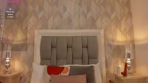 zharia_lux25 online show from 19, 7, 2026