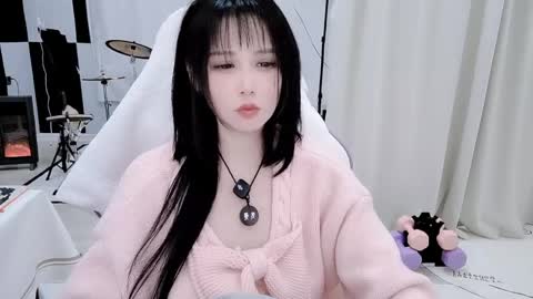 Snapshot of zhen0 chatting on 5, 4, 2026 zhen online show from 5, 4, 2026