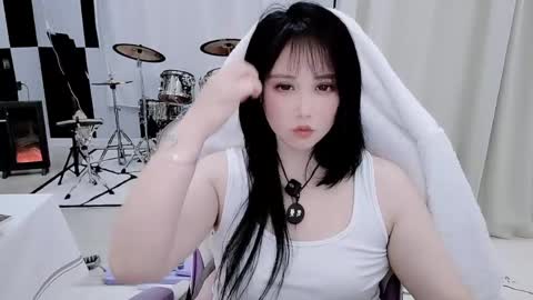 Snapshot of zhen0 chatting on 11, 4, 2026 zhen online show from 11, 4, 2026