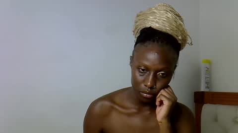 Snapshot of zia_vier chatting on 3, 2, 2026 flavian online show from 3, 2, 2026