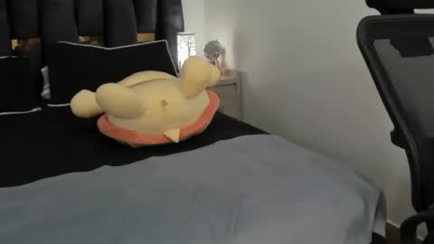 Snapshot of ziataylor chatting on 12, 2, 2025 ziataylor online show from 12, 2, 2025