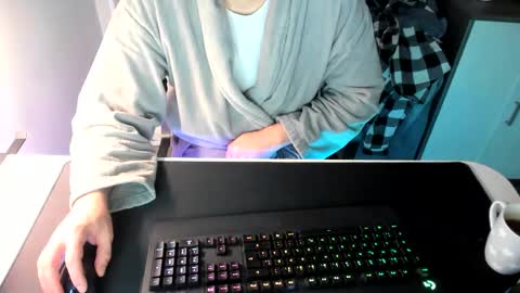 ziemlichflutschig online show from 17, 2, 2025