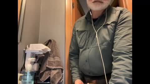 zinger283069 online show from 5, 11, 2025