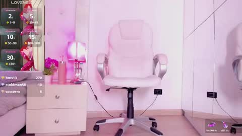 Nia  online show from 7, 3, 2025