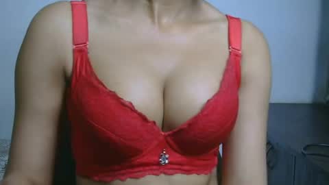 Snapshot of ziyaa_1 chatting on 5, 7, 2026 Ziyaa online show from 5, 7, 2026