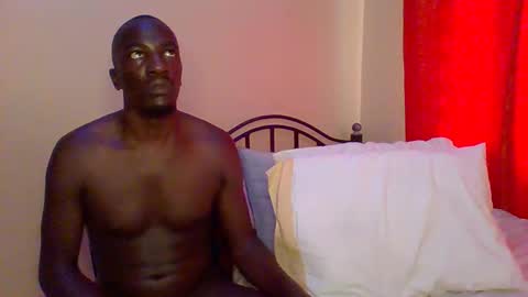 Snapshot of zlatann2012 chatting on 8, 3, 2025 Zlatann2012 online show from 8, 3, 2025