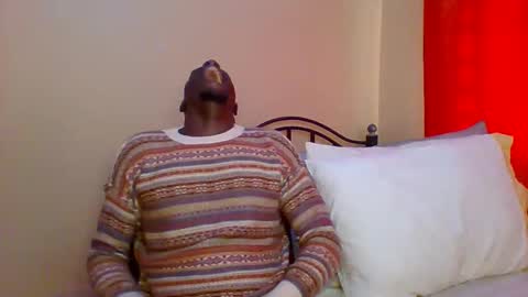 Snapshot of zlatann2012 chatting on 10, 3, 2025 Zlatann2012 online show from 10, 3, 2025