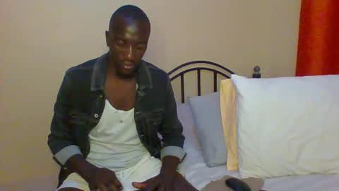 Snapshot of zlatann2012 chatting on 11, 3, 2025 Zlatann2012 online show from 11, 3, 2025