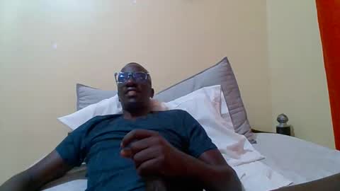 Snapshot of zlatann2012 chatting on 15, 9, 2025 Zlatann2012 online show from 15, 9, 2025