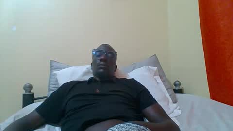 Snapshot of zlatann2012 chatting on 16, 9, 2025 Zlatann2012 online show from 16, 9, 2025