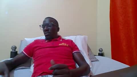 Snapshot of zlatann2012 chatting on 23, 9, 2025 Zlatann2012 online show from 23, 9, 2025