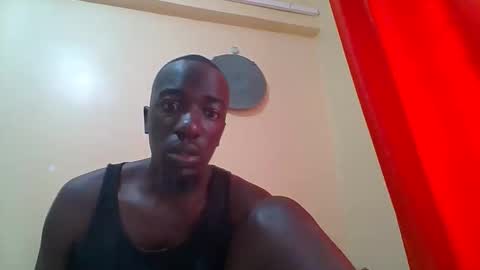 Snapshot of zlatann2012 chatting on 4, 10, 2025 Zlatann2012 online show from 4, 10, 2025