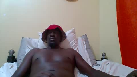 Snapshot of zlatann2012 chatting on 15, 10, 2025 Zlatann2012 online show from 15, 10, 2025