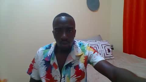 Snapshot of zlatann2012 chatting on 22, 10, 2025 Zlatann2012 online show from 22, 10, 2025