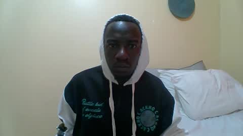 Snapshot of zlatann2012 chatting on 12, 11, 2025 Zlatann2012 online show from 12, 11, 2025