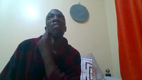 Snapshot of zlatann2012 chatting on 17, 12, 2025 Zlatann2012 online show from 17, 12, 2025