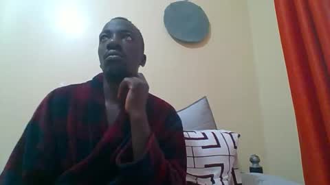 Snapshot of zlatann2012 chatting on 22, 12, 2025 Zlatann2012 online show from 22, 12, 2025