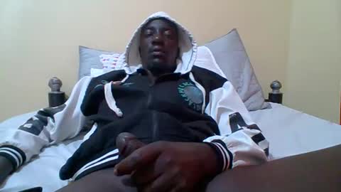 Snapshot of zlatann2012 chatting on 7, 1, 2026 Zlatann2012 online show from 7, 1, 2026