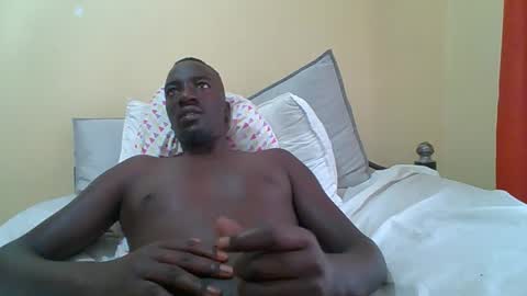 Snapshot of zlatann2012 chatting on 14, 1, 2026 Zlatann2012 online show from 14, 1, 2026