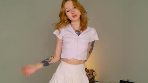 Snapshot of zoe__page chatting on 10, 1, 2026 Im Zoe online show from 10, 1, 2026