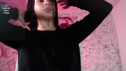Snapshot of zoe_babygiirl chatting on 26, 1, 2025 Salome online show from 26, 1, 2025