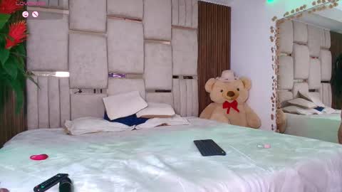 zoe_dim online show from 18, 3, 2026