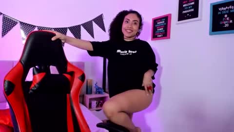 Zoe Gruber online show from 2, 12, 2024